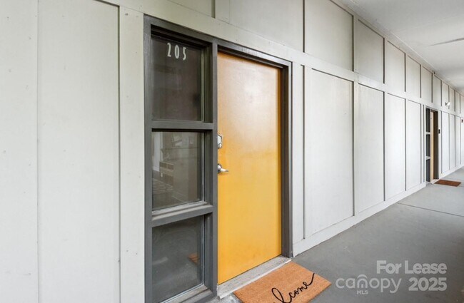 514 W 10th St in Charlotte, NC - Building Photo - Building Photo