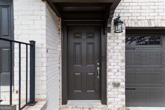 property at 1505 Slopeside Loop SE