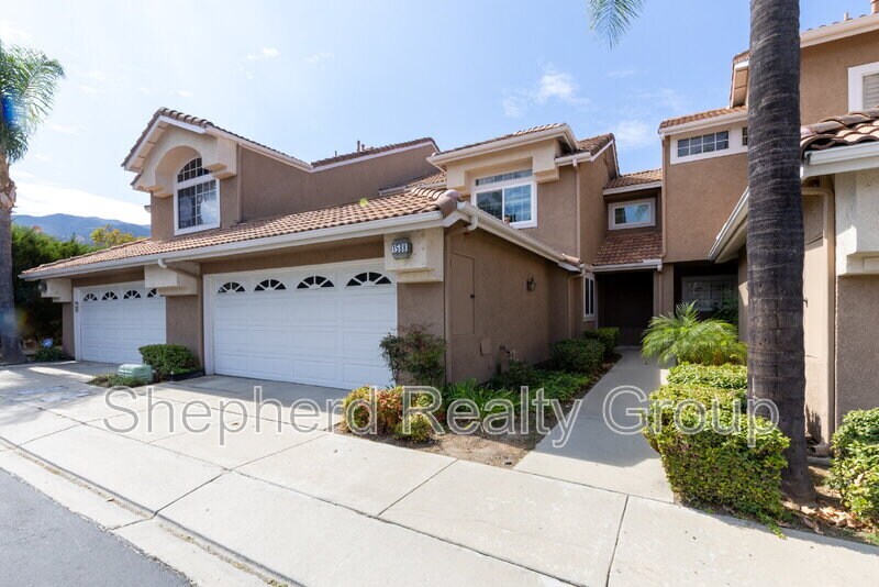 1588 Elegante Ct in Corona, CA - Building Photo