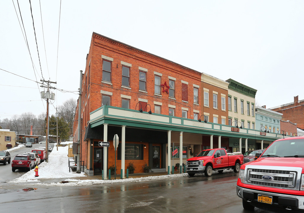 542-546 Main St in Little Falls, NY - Building Photo