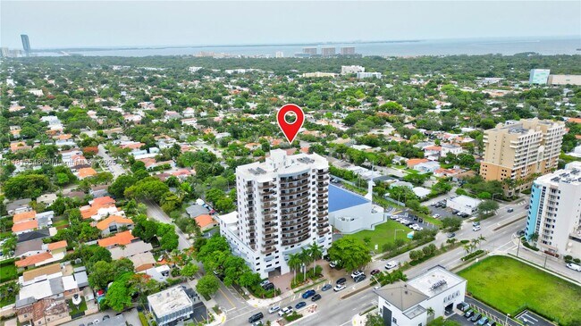 2301 SW 27th Ave, Unit 1400 in Miami, FL - Building Photo - Building Photo