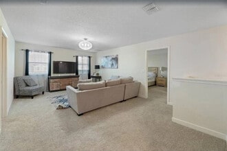 9047 Stinger Dr in Four Corners, FL - Building Photo - Building Photo