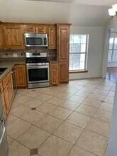 1590 N Race in Stephenville, TX - Building Photo - Building Photo