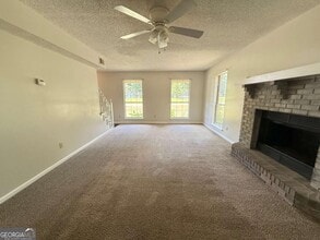 246 W Maple Ave in Kingsland, GA - Foto de edificio - Building Photo
