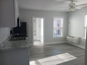 11 S Park Ave in Plymouth, MA - Building Photo - Building Photo