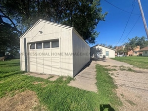 808 N Walnut St in Hutchinson, KS - Building Photo - Building Photo