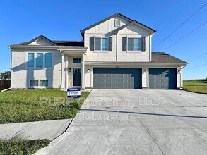 4802 Sheridan Rd in Papillion, NE - Building Photo - Building Photo