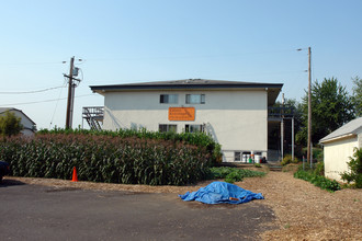 Kailash Ecovillage in Portland, OR - Building Photo - Building Photo