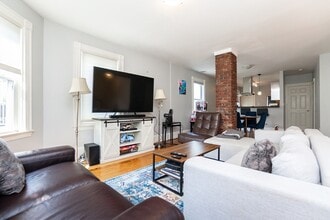 171 Elm St in Cambridge, MA - Building Photo - Building Photo