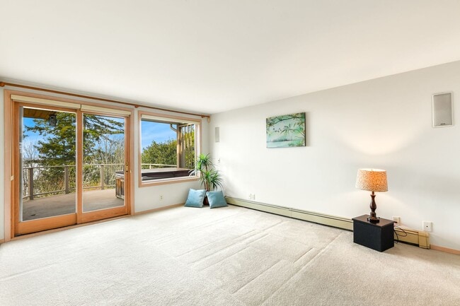 property at 314 Highland Dr