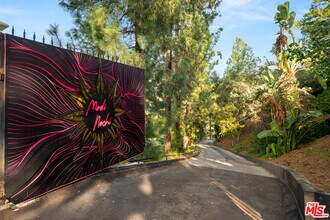 11531 Orum Rd in Los Angeles, CA - Building Photo - Building Photo