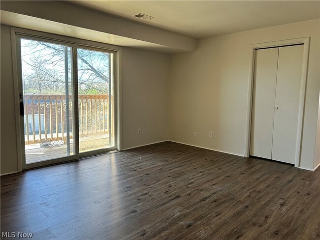 213 Concord Ct in Weirton, WV - Building Photo - Building Photo