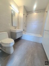 NORTHERN BOULEVARD, Unit PHM in Queens, NY - Building Photo - Building Photo