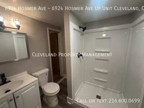 6924 Hosmer Ave in Cleveland, OH - Foto de edificio - Building Photo