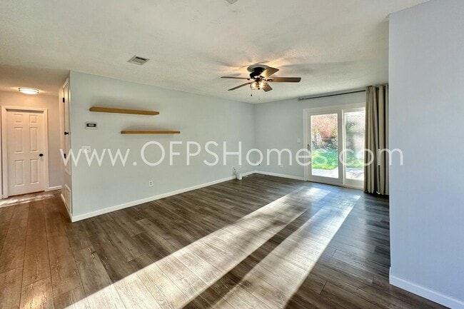 1104 Greentree Ct in Fort Walton Beach, FL - Building Photo - Building Photo