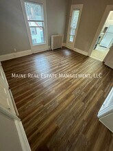 17 Elm St in Bangor, ME - Building Photo - Building Photo
