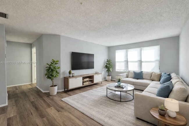 property at 2303 N Congress Ave