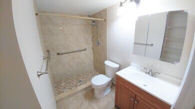 1001 Green Pine Blvd in West Palm Beach, FL - Building Photo - Building Photo