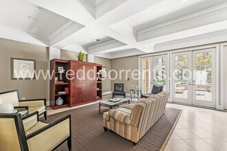 355 E Ohio St in Indianapolis, IN - Building Photo - Building Photo