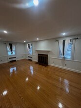 632 W Roxbury Pkwy in Boston, MA - Building Photo - Building Photo