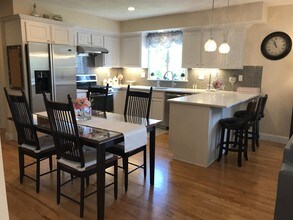 671 Trapelo Rd, Unit 049 in Waltham, MA - Building Photo - Building Photo