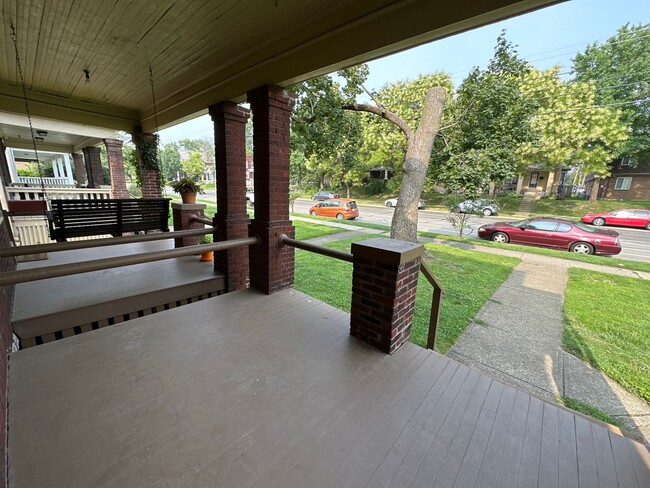 1703 N 4th St in Columbus, OH - Foto de edificio - Building Photo