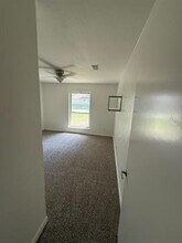 1001 Valley Creek Dr in Plano, TX - Building Photo - Building Photo