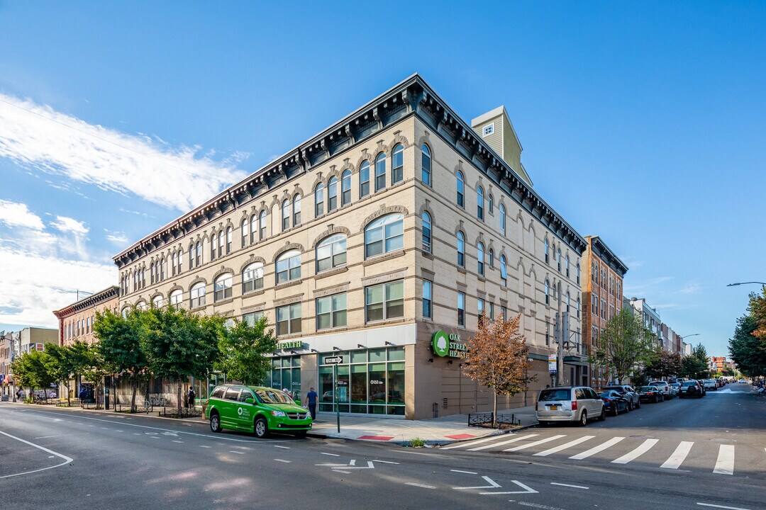 The Knick Bushwick in Brooklyn, NY - Building Photo