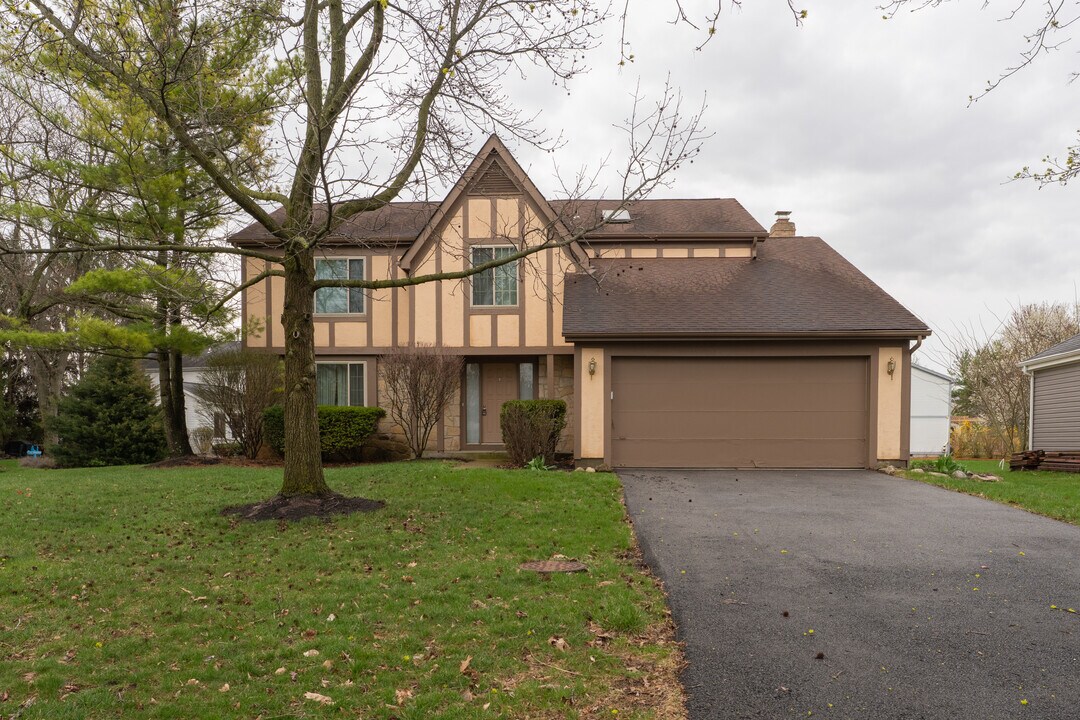 6940 Mesquite Ct in Dublin, OH - Building Photo