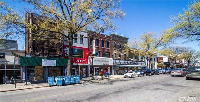 30-44 Steinway St in Astoria, NY - Building Photo - Building Photo