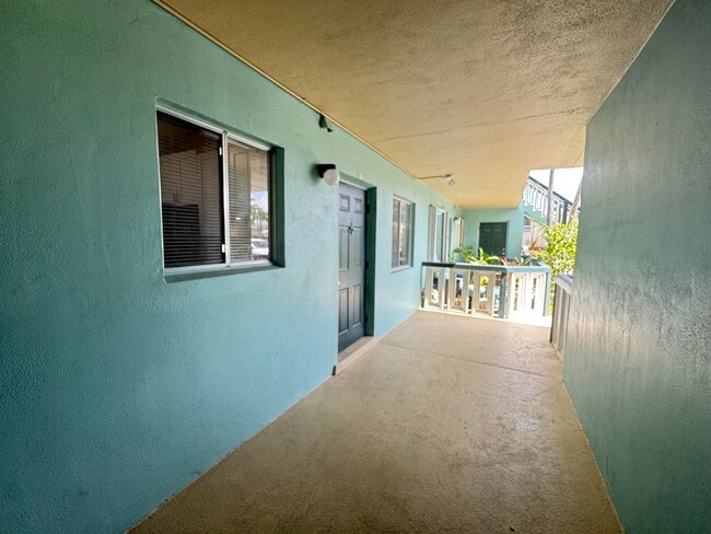306 E Ocean Ave in Boynton Beach, FL - Building Photo - Building Photo