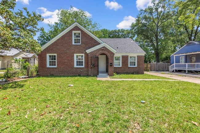 property at 1682 Pendleton St