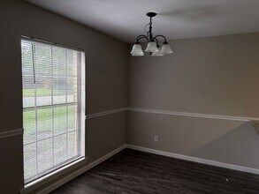 3214 N Calais St in Sherman, TX - Building Photo - Building Photo