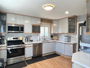 3040 Knollwood Ln in Glenview, IL - Building Photo - Building Photo