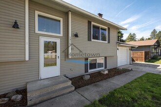 1310 E Locust Ave in Coeur d'Alene, ID - Building Photo - Building Photo