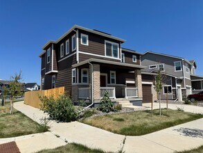 5963 Sawdust Dr in Brighton, CO - Building Photo - Building Photo