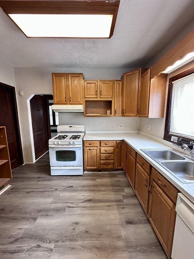 2172 12th St SW in Akron, OH - Building Photo - Building Photo