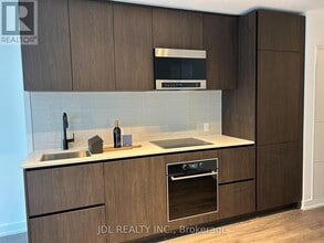 117 Broadway Ave in Toronto, ON - Building Photo - Building Photo