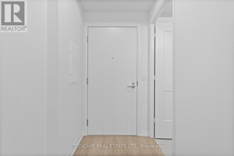 8 Widmer St in Toronto, ON - Building Photo - Building Photo