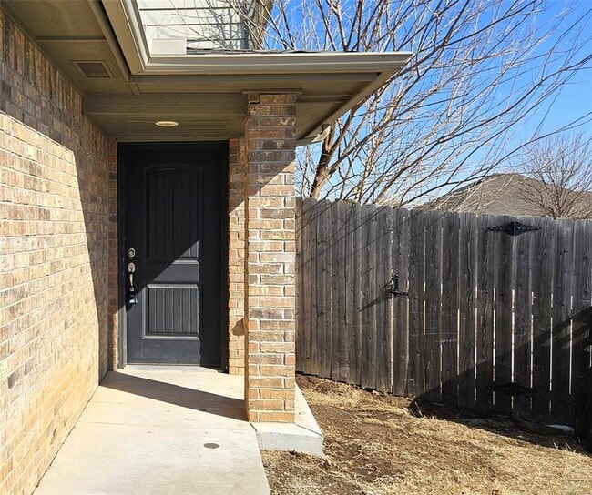 8801 SW 45th St in Oklahoma City, OK - Building Photo - Building Photo