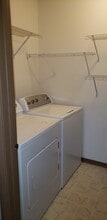 337 Sandhurst Ln in South Elgin, IL - Building Photo - Building Photo
