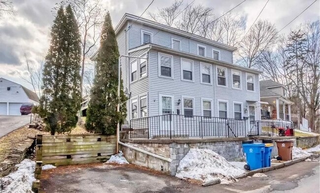 property at 25-27 N Wilbur Ave