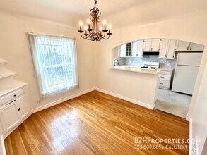223 S Fuller Ave in Los Angeles, CA - Building Photo - Building Photo