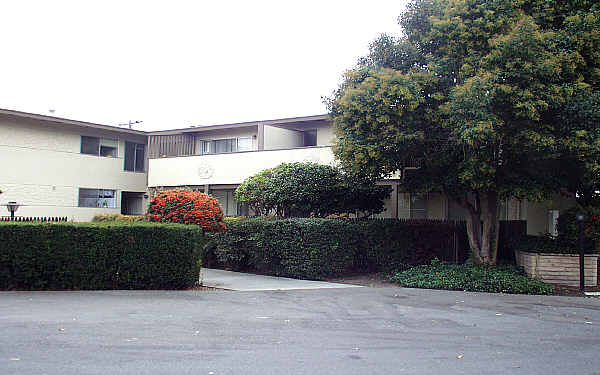 Blythe Court Apartments in Sunnyvale, CA - Foto de edificio - Building Photo