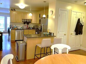 239 Prospect St, Unit 2 in Cambridge, MA - Building Photo - Building Photo