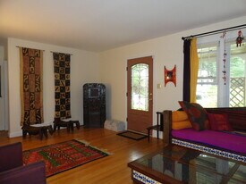 9209 Wendell St in Silver Spring, MD - Building Photo