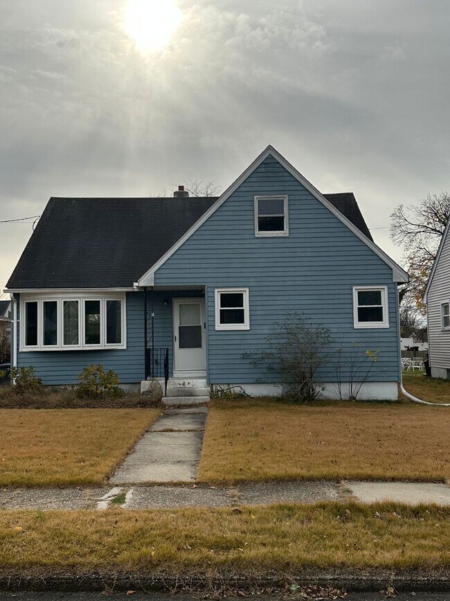 365 Hendrickson Ave in Woodbury, NJ - Building Photo - Building Photo