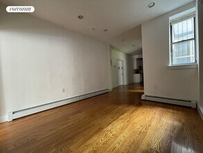 312 W 121st St in New York, NY - Building Photo - Building Photo