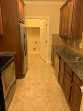 330 Gallery Dr in Spring Lake, NC - Foto de edificio - Building Photo