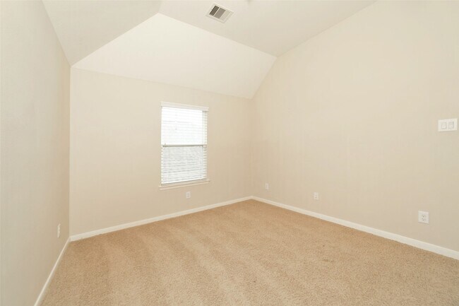 6115 Summerfield Glade Ln